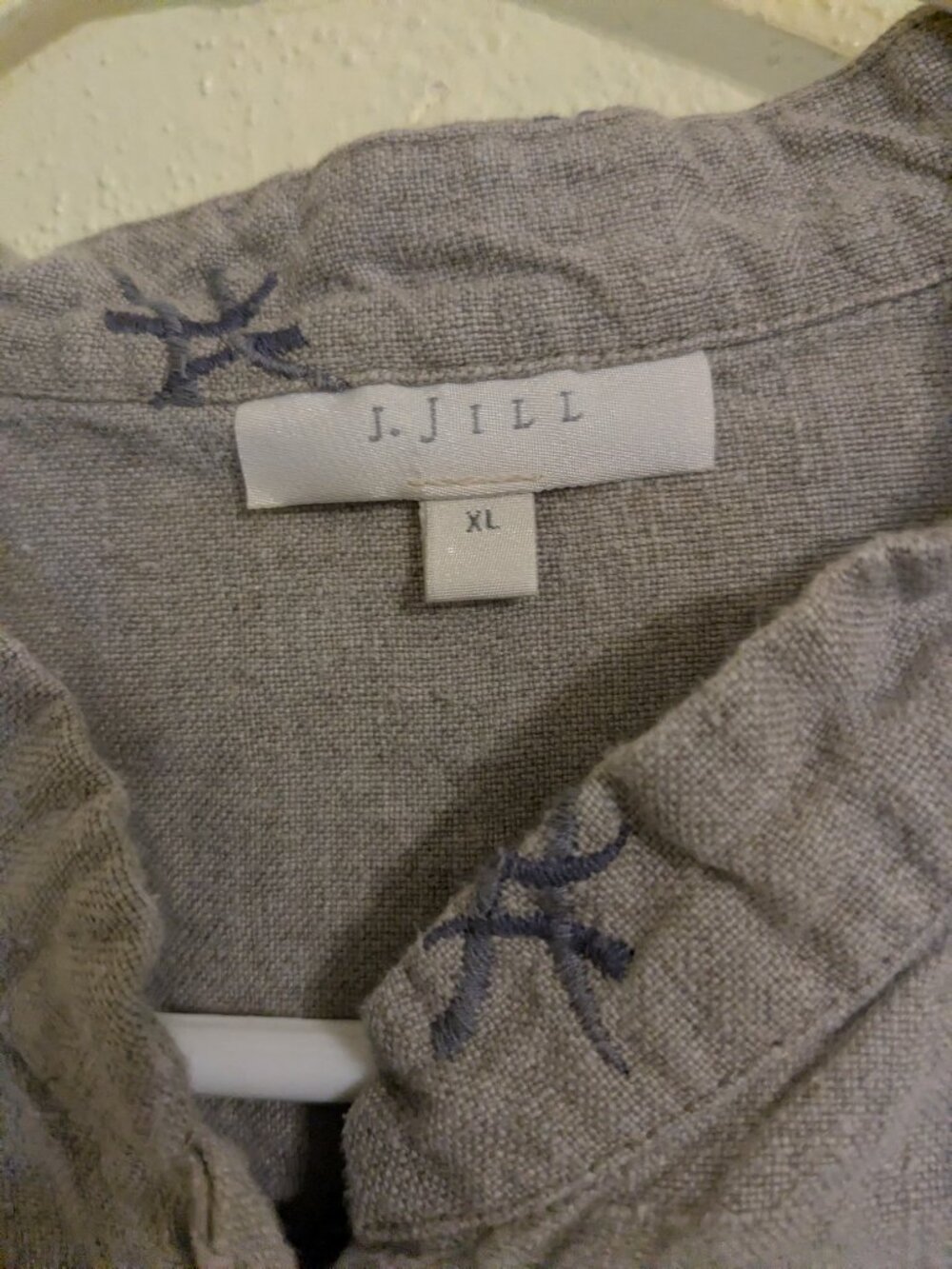 Cute linen jacket/top. - Picture 3 of 5